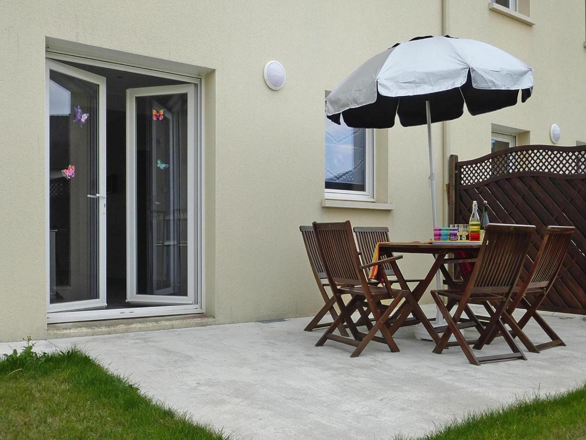 Modern Semi Detached House With Terrace Saint Quay Portrieux Villa Dış mekan fotoğraf